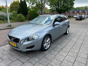 Volvo V60 - 2.4 D6 AWD Plug-In Hybrid Pure Limited Panorama Leder