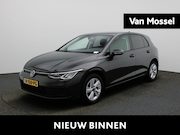 Volkswagen Golf - 1.0 TSI Life VERWACHT !!