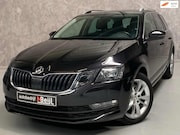 Skoda Octavia - Combi 1.5 TSI Greentech Style /Stoelverwarming /Trekhaak /Pa