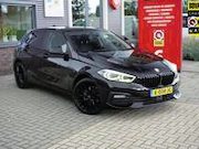 BMW 1-serie - 118 118i Executive Edition / Camera / Carplay