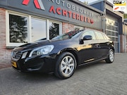 Volvo V60 - 1.6 T3 Kinetic Trekhaak! Airco/Clima! Cruise Control! NAP! N