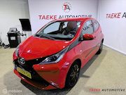 Toyota Aygo - 1.0 VVT-i x-play AIRCO/CRUISE/CAMERA/NAP/APK