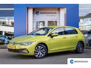 Volkswagen Golf - 1.4 eHybrid Style | Massage stoel+ verwarming | Camera | App