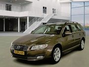 Volvo V70 - 2.0 D4 Nordic+ AIRCO CRUIS LEDER NAVI PDC TREKHAAK