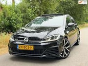 Volkswagen Golf - 2.0 TDI | Pano + Keyless + ACC + Leder Nu € 17.975