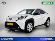 Toyota Aygo X - 1.0 VVT-i S-CVT first | Dealer onderhouden | Fietsendragerbe