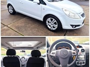 Opel Corsa - 1.4-16V White Edition