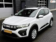Dacia Sandero - Stepway 1.0 TCe 90 Expression, navigatie, trekhaak, cruise c