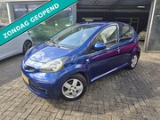 Toyota Aygo - 1.0-12V Sport | 2E EIGENAAR | 12MND GARANTIE | AIRCO | NW AP