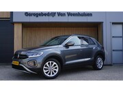 Volkswagen T-Roc - 1.5 TSI 150pk DSG Life Business *Facelift* Virtual App-Conne