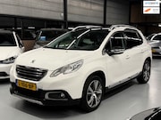 Peugeot 2008 - 1.6 VTi Féline Pano l Leder l Xenon l Full