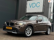 BMW X1 - SDrive18i Executive | 150 PK | Leder | Panoramadak