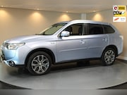 Mitsubishi Outlander - 2.0 PHEV Executive Edition *Pano* Trekhaak|Leer|Stoelverw.|C
