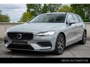 Volvo V60 - 2.0 B3 Essential Edition Mild Hybride 163pk | Parkeercamera