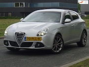 Alfa Romeo Giulietta - 1.4 T Distinctive CLIMA/CRUISE/PDC/APK