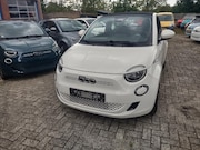 Fiat 500 - E-Cabrio- Rijklaar. 42KW-Snelladen.Carplay.