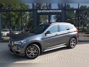BMW X1 - BMW X1 sDrive20i High Executive PANO NAVI LEDER VO