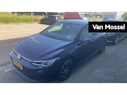 Volkswagen Golf - 1.5 eTSI Style | VERWACHT | ACHTERUITRIJCAMERA | NAVIGATIE |