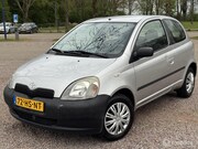 Toyota Yaris - 1.0 met 4 nieuwe Banden