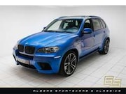 BMW X5 - 4.4i V8 Full options - 2 owners / 1st paint - M-Pe