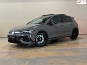 Volkswagen Golf - 2.0 TSI GTI Clubsport| HUD | IQ LIGHTS | PANO | HARMAN KARDO