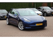 Tesla Model 3 - Standard RWD Plus 60 kWh / SoH 87, 5% / Trekhaak / Autopilot