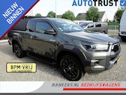 Toyota HiLux - 2.8 D-4D 204PK Xtra Cab Invincible automaat Trekhaak 3.5T, z