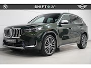 BMW X1 - sDrive18i Panoramadak | Harman Kardon | Head Up | Stuurverwa