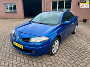 Renault Mégane - coupé cabriolet 2.0-16V // APK 28-4-2027