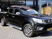 Nissan Navara - 2.3 DCI DUBBEL CABINE A/T 5 SITZ 4WD VAN