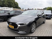 Mazda 3 - sedan e-SkyActiv-X 186 6MT Luxury met Sunroof *BTW* Dealeron