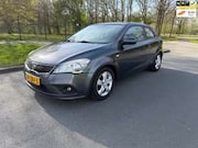 Kia ProCeed - 1.4 CVVT Navigator Plus Pack