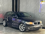 BMW 1-serie - 118i Business Line |Automaat|CarPlay|Airco|Boekjes