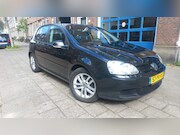 Volkswagen Golf - 1.6 FSI Sportline