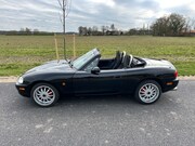 Mazda MX-5 - 1.8i