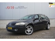 Renault Mégane - Grand Tour 2.0-16V Tech Line