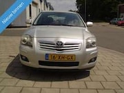 Toyota Avensis - TOYOTA 2.0 MET AIRCO NAVI LEER