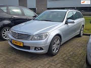 Mercedes-Benz C-klasse - 180 cgi (motor kapot)