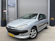 Peugeot 206 - 1.4 XS/Inruilkoopje/APK tot december 2026/Beginnersauto