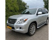 Lexus LX-Serie - LX570 ( Toyota Land Cruiser 200 Series) 8 persoons Mooi Chas