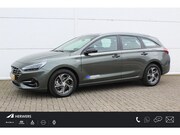 Hyundai i30 - Wagon 1.0 T-GDi MHEV Comfort Smart / Navigatie + Apple Carpl