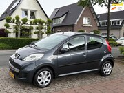 Peugeot 107 - 1.0-12V XS 97.000 km NL-AUTO-NAP
