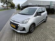 Hyundai i10 - 1.0i i-Motion Prem