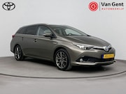 Toyota Auris - 1.8 Hybrid Dynamic Go | Trekhaak | Navigatie | Keyless | Cru
