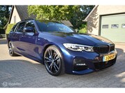BMW 3-serie - Touring 330i High Exe Edition M sport