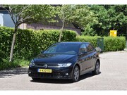 Volkswagen Polo - 1.0 TSI 2 X R-Line VOL! VW fabrieks garantie NAP 1e eigenaar