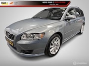 Volvo V50 - 2.5 T5 AWD Summum
