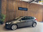 Ford Focus - 1.5 Titanium AUTOMAAT, Navi, TRkhaak