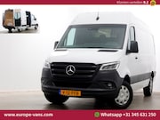Mercedes-Benz Sprinter - 319 CDI 3.0 V6 190pk L2H2 7G Automaat LED/Airco/Trekhaak 350