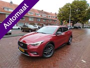 Infiniti Q30 - 1.6t Premium Tech AUTOMAAT PLAAT VAN EEN AUTO.... 156PK.....
